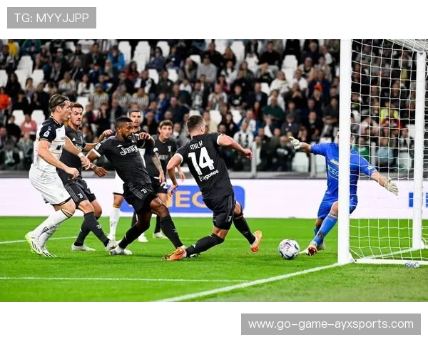 尤文米利克跑位精准后抢点破门，展现锋线威力