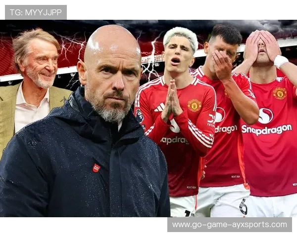 曼联更衣室求变呼声高涨，高层动向受关注