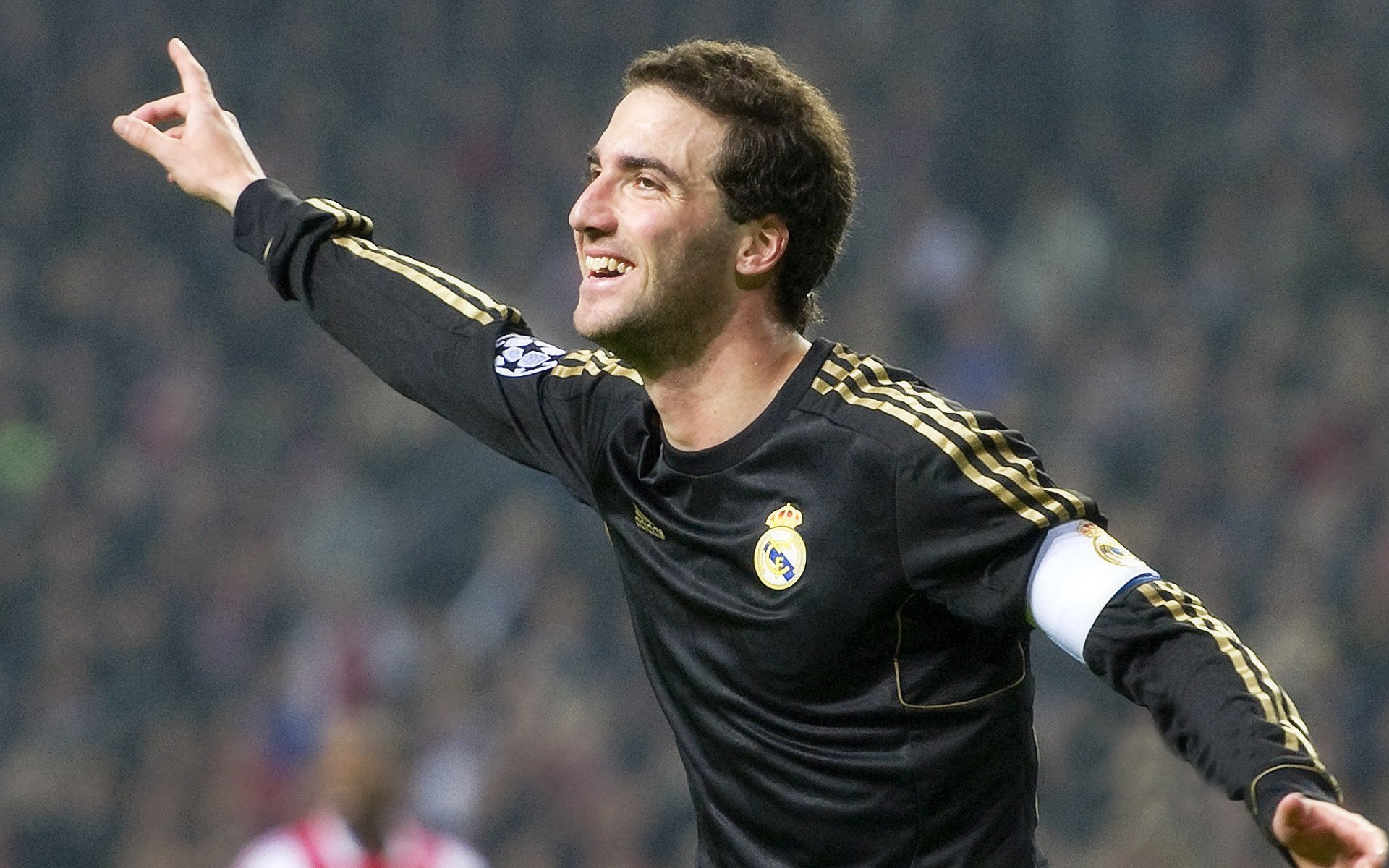 综合体育系“体能+智力双向比拼赛” 中途设置解谜环节